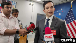 ঢাকায় অবস্থিত যুক্তরাষ্ট্র দূতাবাসের মুখপাত্র ব্রায়ান শিলার 