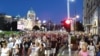 Šetnja učesnika 15. protesta "Srbija protiv nasilja" od Skupštine Srbije do Vlade Srbije (foto: FoNet)