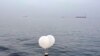 Un ballon transportant divers objets envoyé par la Corée du Nord en Corée du Sud, le 9 juin 2024.