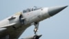 យន្តហោះ​ចម្បាំ​តៃវ៉ាន់ Mirage 2000-5 ត្រៀម​ចុះ​ចត​នៅ​បន្ទាយអាកាស Hsinchu Air Base ក្នុង​ទីក្រុង Hsinchu កោះតៃវ៉ាន់ កាលពី​ថ្ងៃទី១១ មេសា ឆ្នាំ២០២៣។