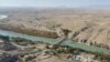 Sungai Helmand di provinsi Helmand, selatan Kabul, Afghanistan, 15 November 2012. (AP/Heidi Vogt)