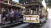 Wisata Trem Khas San Francisco Sempat Terganggu Perbaikan