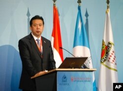 中华人民共和国公安部副部长孟宏伟2014年11月4日在摩纳哥举行的第83届国际刑警组织大会上致辞。