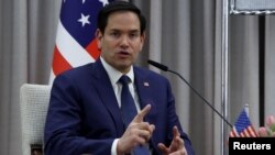 美国国务卿卢比奥在会晤以色列总统伊萨克·赫尔佐克时讲话。(2025年2月16日)