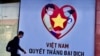 Tựu trường, nhiều người Việt nghi bị ‘ma ám’