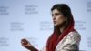 Bộ trưởng Ngoại giao Pakistan Hina Rabbani Khar nói chuyện tại Hội đồng Quan hệ Đối ngoại tại New York, 16/1/2013. 