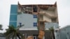 Pared parcialmente desaparecida tras paso de Harvey