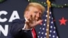 Ứng cử viên tổng thống đảng Cộng hòa và cựu Tổng thống Mỹ Trump tham dự một sự kiện tranh cử ở Waterloo, Iowa