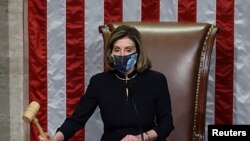 Спікерка Палати представників США засвідчила результати голосування щодо імпічменту 13 січня