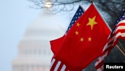 美国和中国国旗