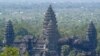 Đền Angkor Wat, Campuchia, được xếp hạng khu tưởng niệm tôn giáo lớn nhất thế giới.