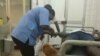 Lesmes Monteiro do Movimento Cidadãos Inconformados da Guiné-Bissau ho hospital após agressão